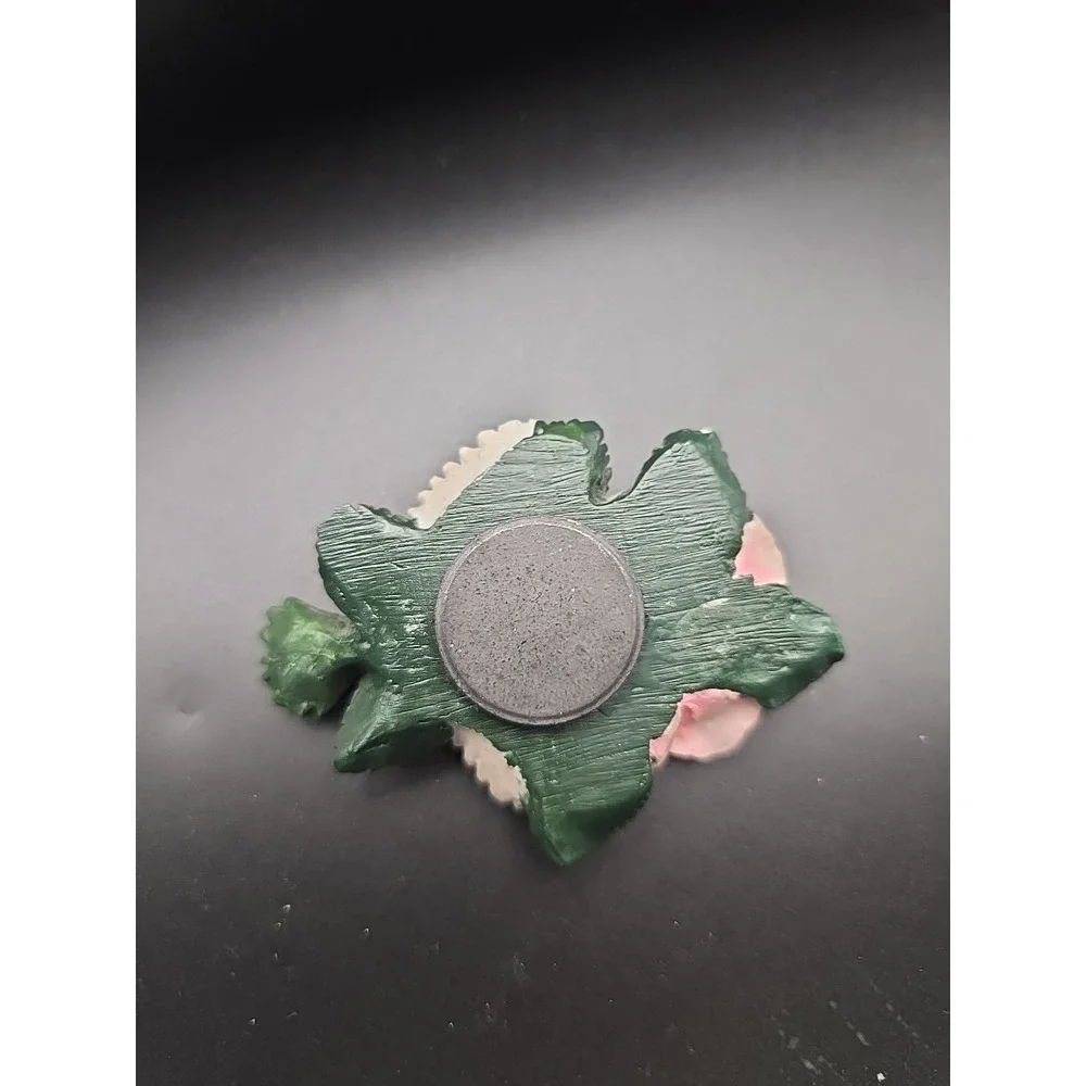 Resin‎ Bird and Flower Magnet